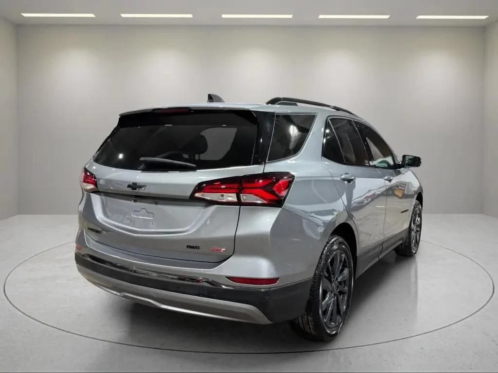 2023 Chevrolet Equinox RS - Photo 4