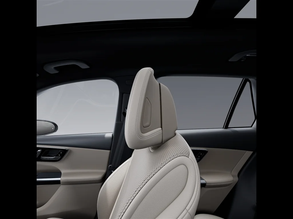 New 2027 MANUFAKTUR Patagonia Red Metallic Mercedes-Benz GLC 300 image 45