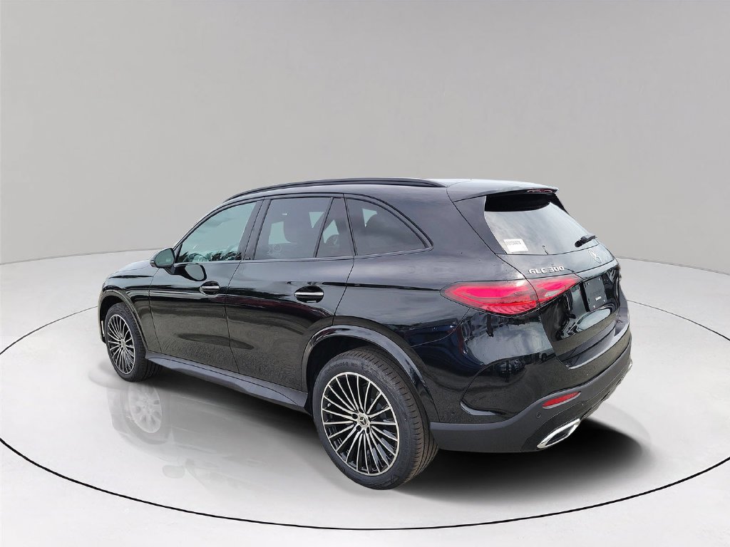 New 2027 Black Mercedes-Benz GLC 300 image 4