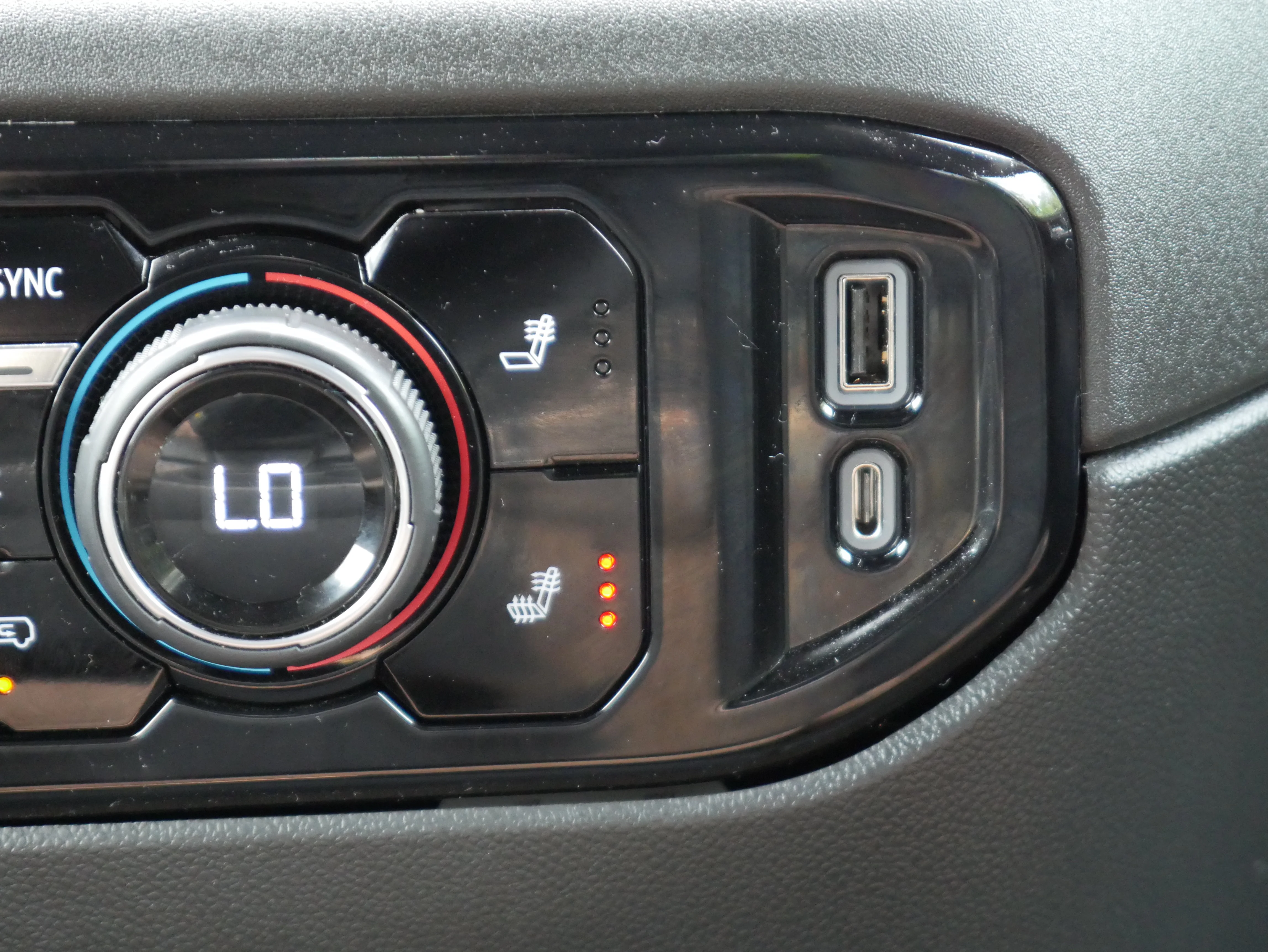 2023 Chevrolet Silverado 1500 RST - Photo 22
