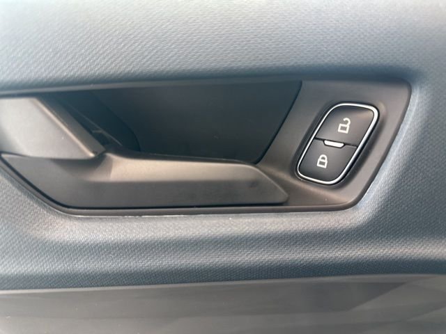 2025 Ford Maverick XLT - Photo 13
