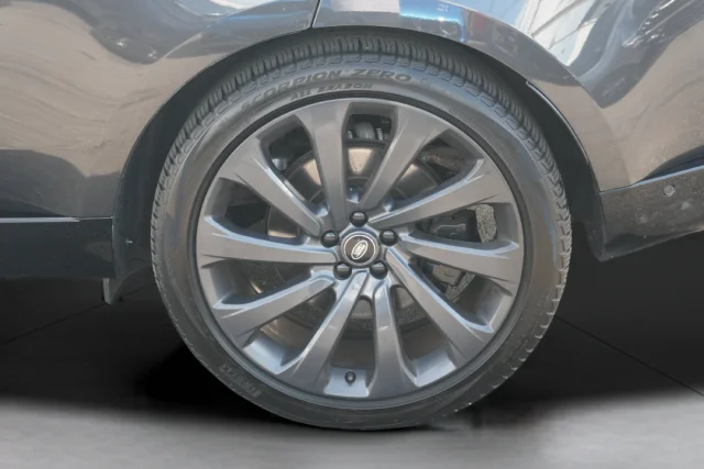 Used 2023 Gray Land Rover SE image 41