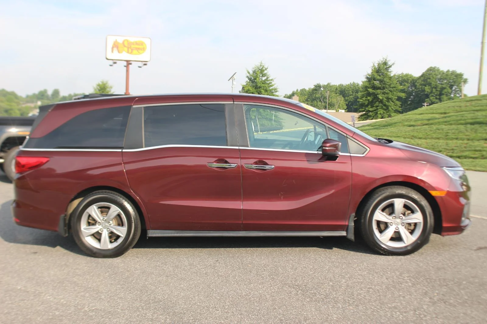Used 2020 Burg Honda EX-L image 7