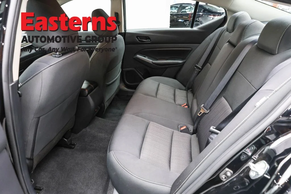 Used 2025 Black Nissan 2.5 SV image 21