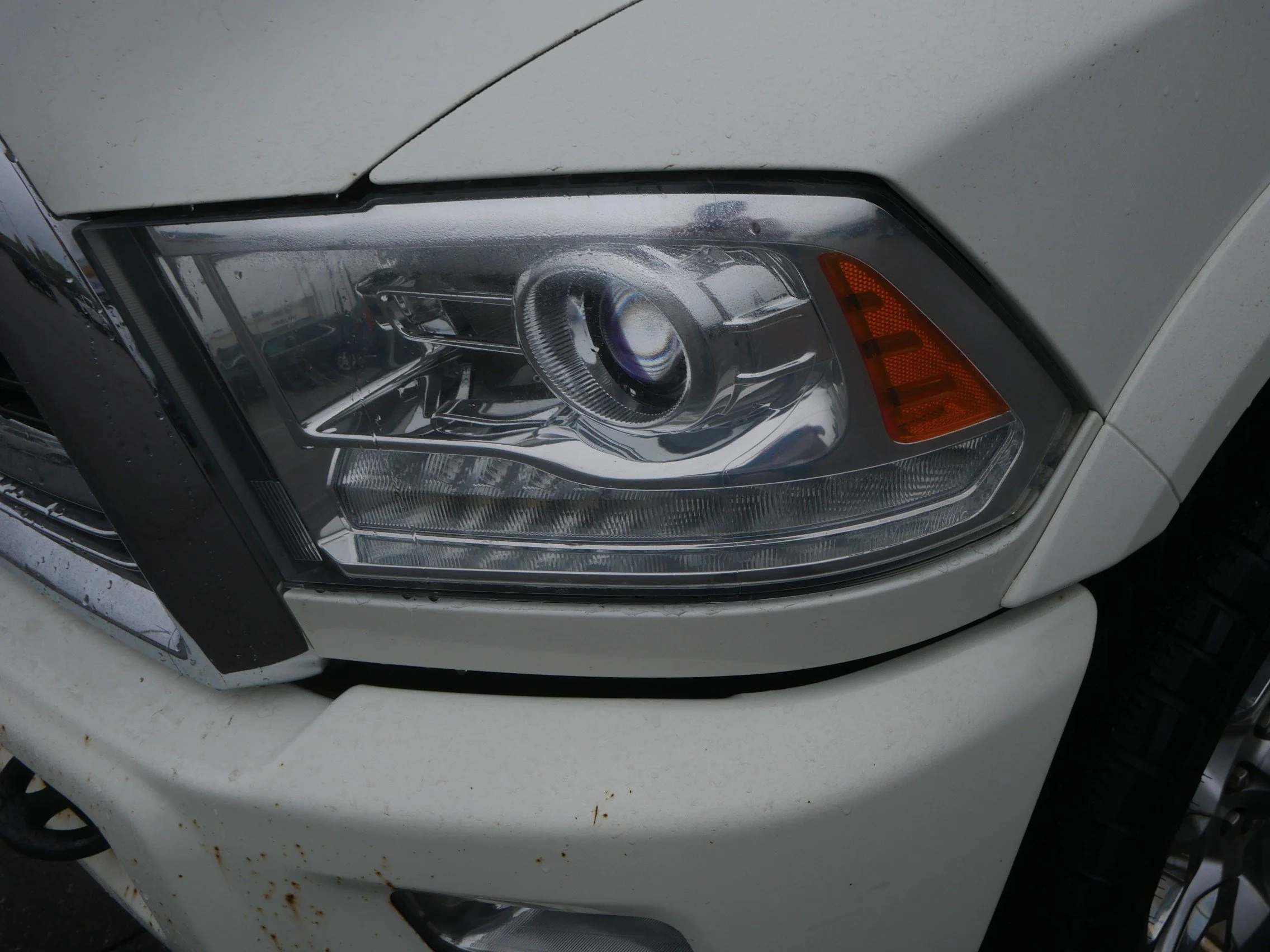 Used 2016 Pearl White Ram Longhorn Limited image 15