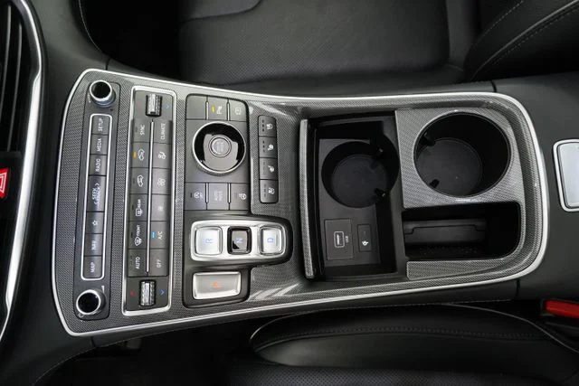Used 2022 Gray Hyundai Limited image 29