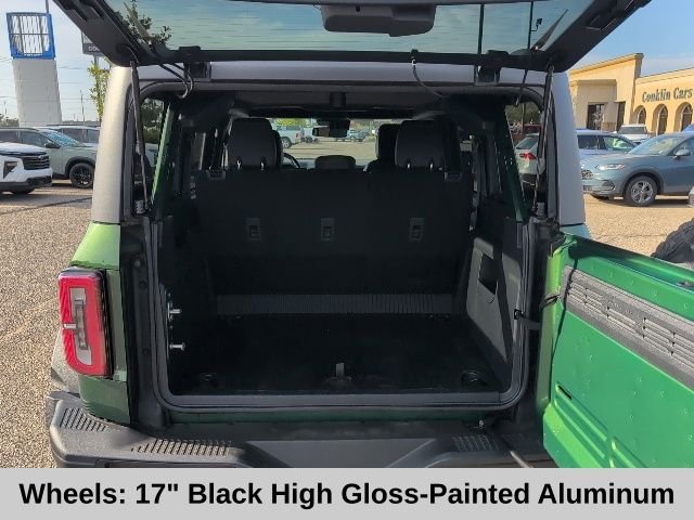 Used 2022 Green Metallic Ford Badlands image 19