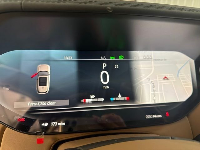 New 2026 Eiger Grey Land Rover SE image 28