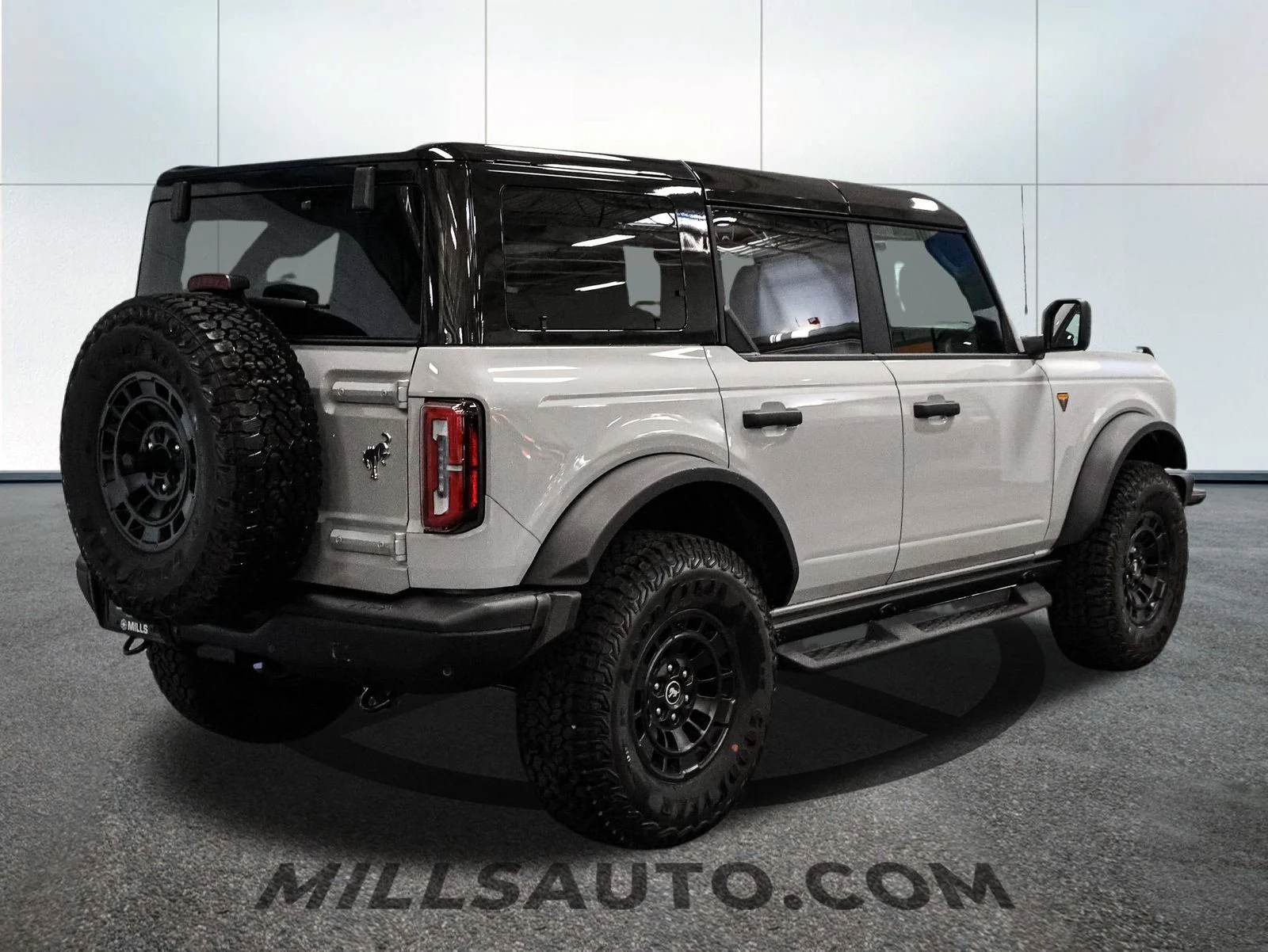 New 2026 Avalanche Gray Ford Badlands® image 8