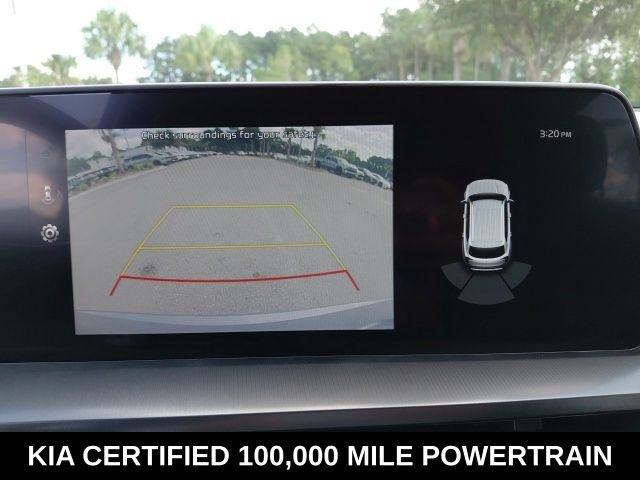 Used 2023 Silver Kia S image 17