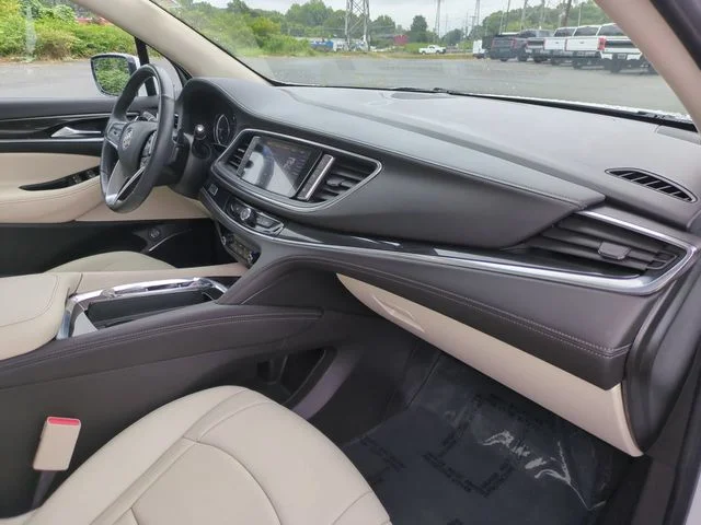 Used 2024 White Buick Essence image 36