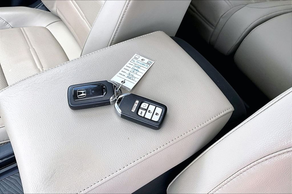 Used 2018 Red Honda Touring image 10