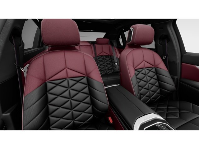 New 2026 Dravit Grey Metallic BMW 740i image 11