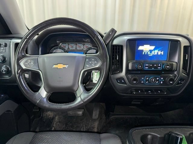 Used 2015 TUNGSTEN METALLIC Chevrolet LT image 18