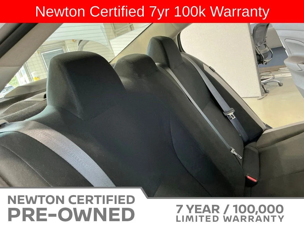 Used 2025 White Nissan 1.6 S image 17