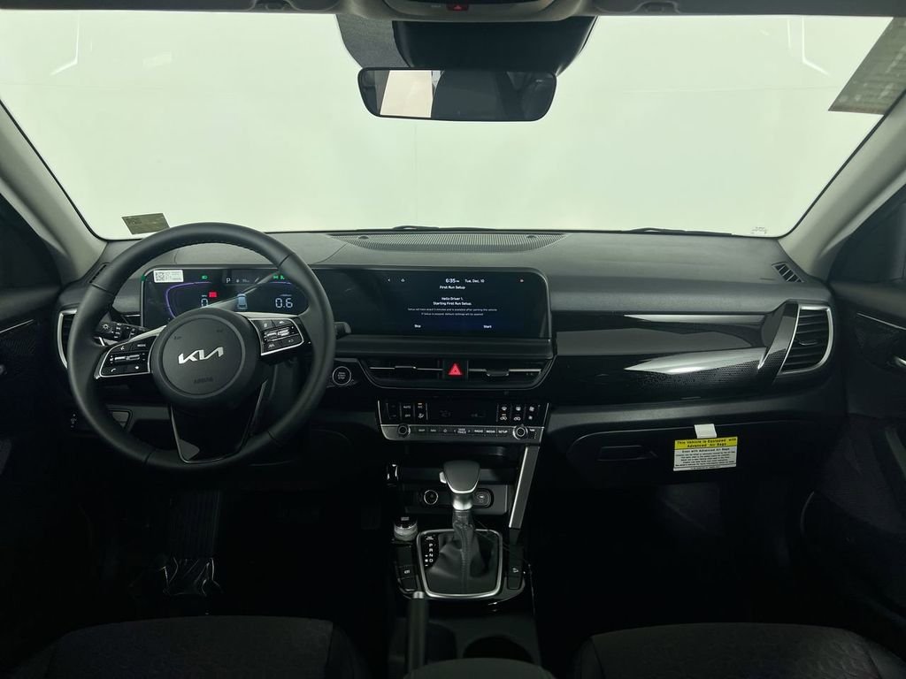 New 2026 Fusion Black Kia S image 30