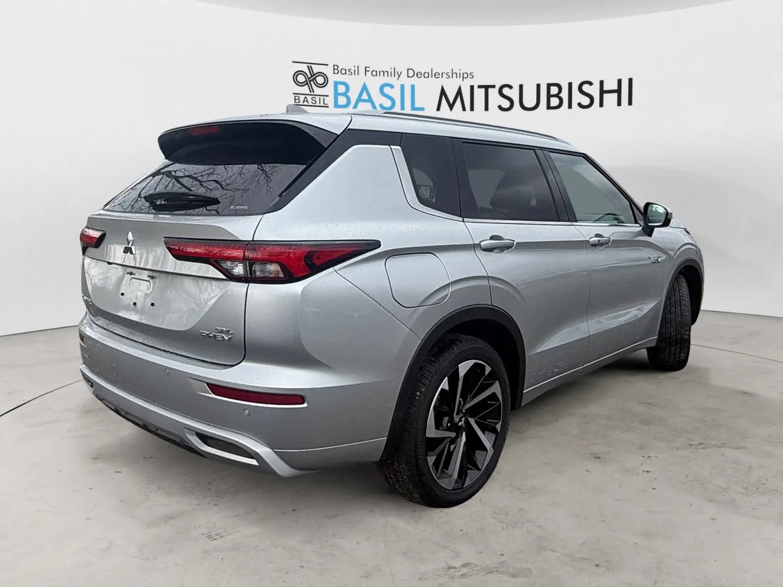 New 2025 Alloy Silver Metallic Mitsubishi SEL image 5