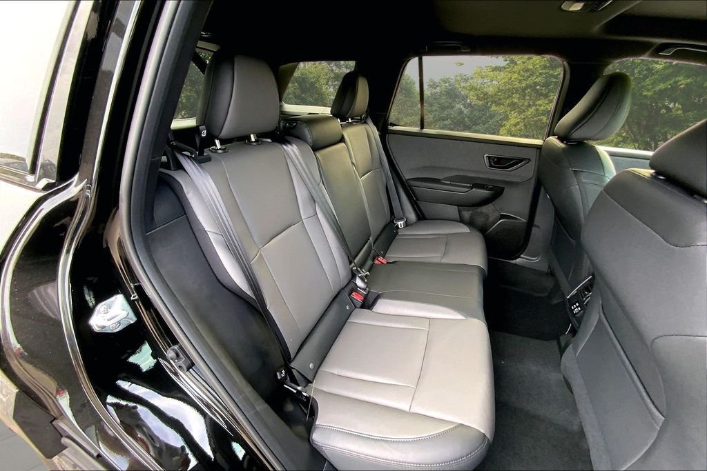 New 2026 CRYSTAL BLACK SILICA Subaru Premium image 9