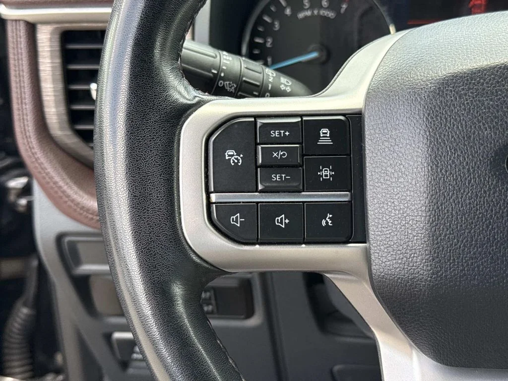 Used 2024 Black Ford Limited image 43