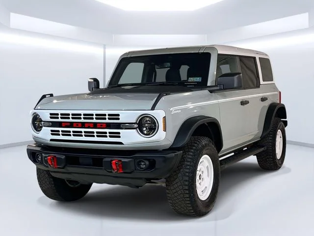 2023 Ford Bronco Heritage Edition's photo