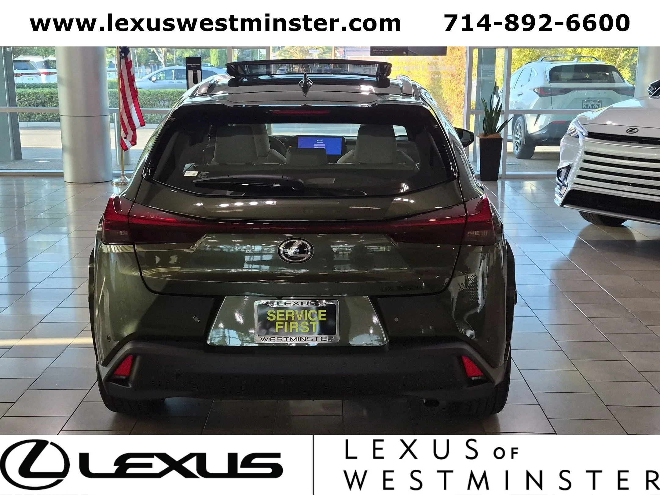New 2026 Nori Green Pearl Lexus UX 300h PREMIUM image 7