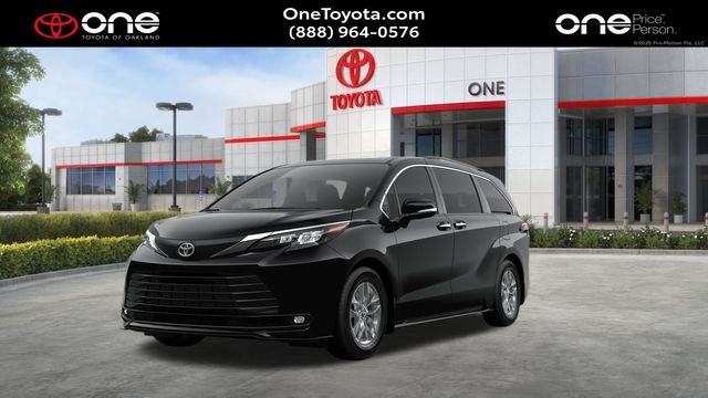 2026 Toyota Sienna  XLE