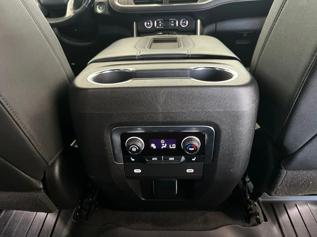 Used 2021 Summit White Chevrolet Premier image 23