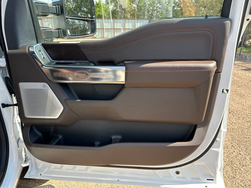 New 2026 Star White Metallic Tri-Coat Ford King Ranch image 48