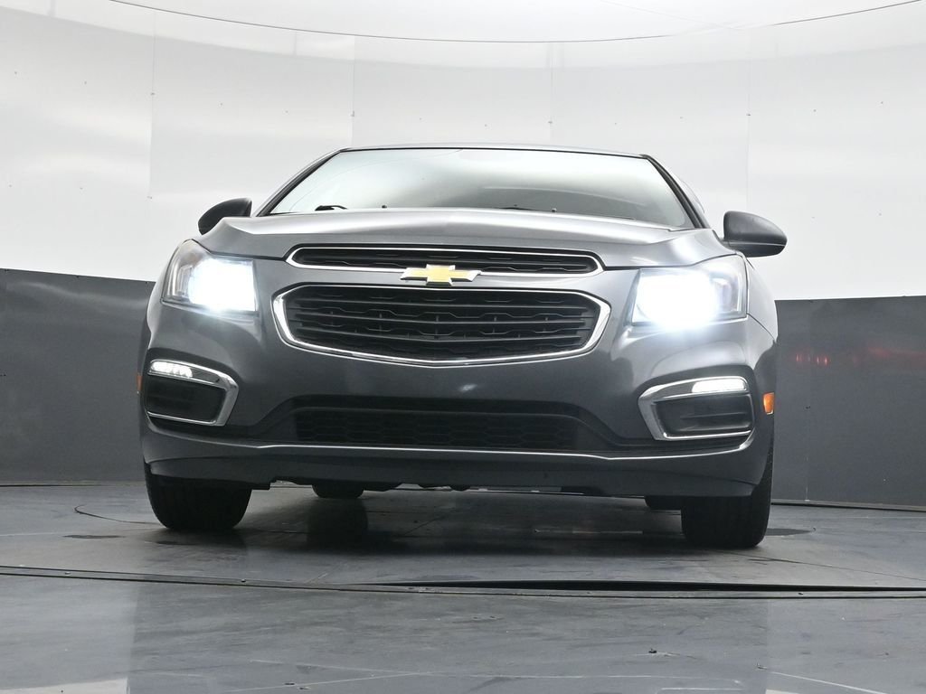Used 2016 Silver Chevrolet 1LT image 40