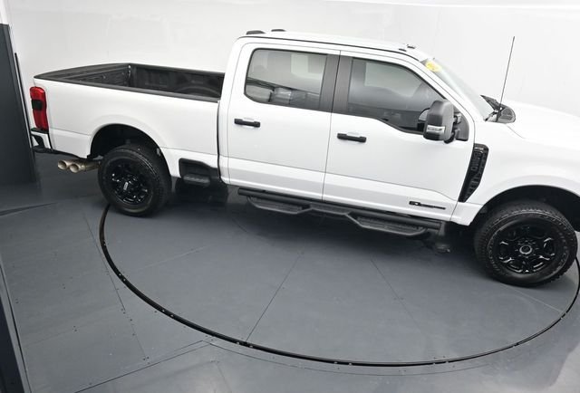 Used 2026 White Ford XL image 24