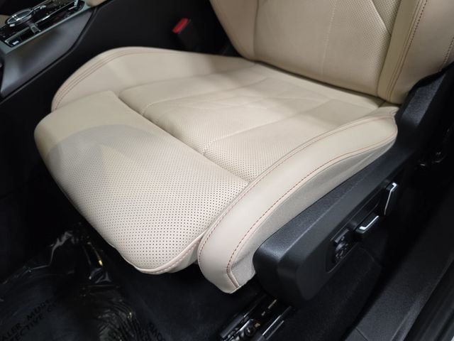 Certified Used 2026 Alpine White BMW 30 xDrive image 24