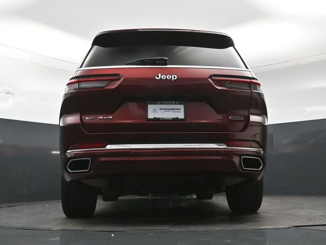 Used 2022 Velvet Jeep Overland image 27