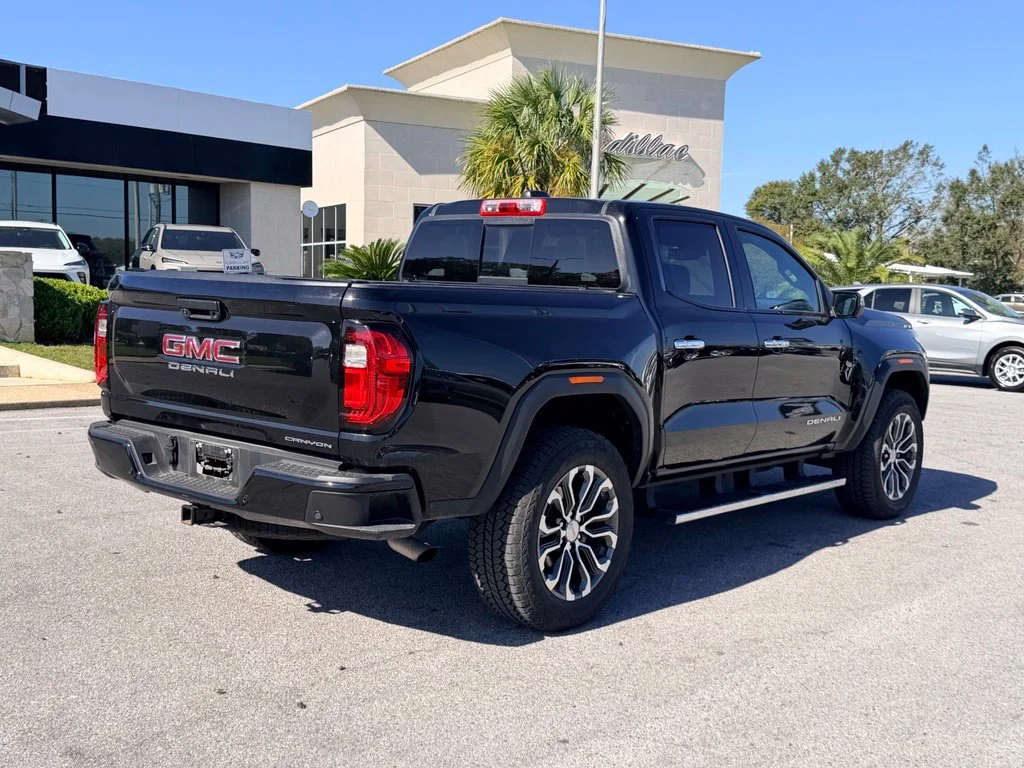 Used 2024 Black GMC Denali image 6