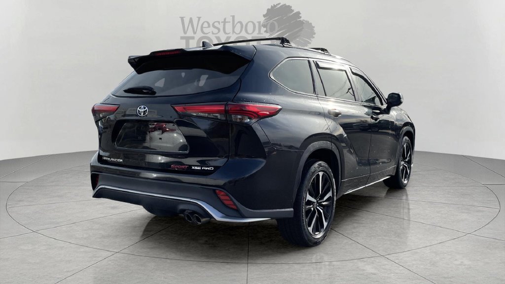 Used 2021 Midnight Black Metallic Toyota XSE image 7