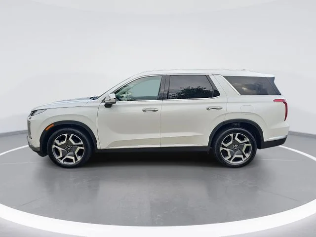 Used 2024 White Hyundai Limited image 2