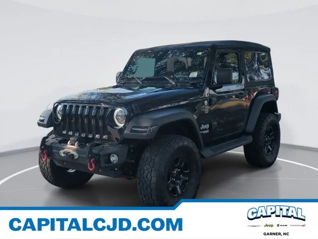 Used 2019 Black Jeep Sport image 1