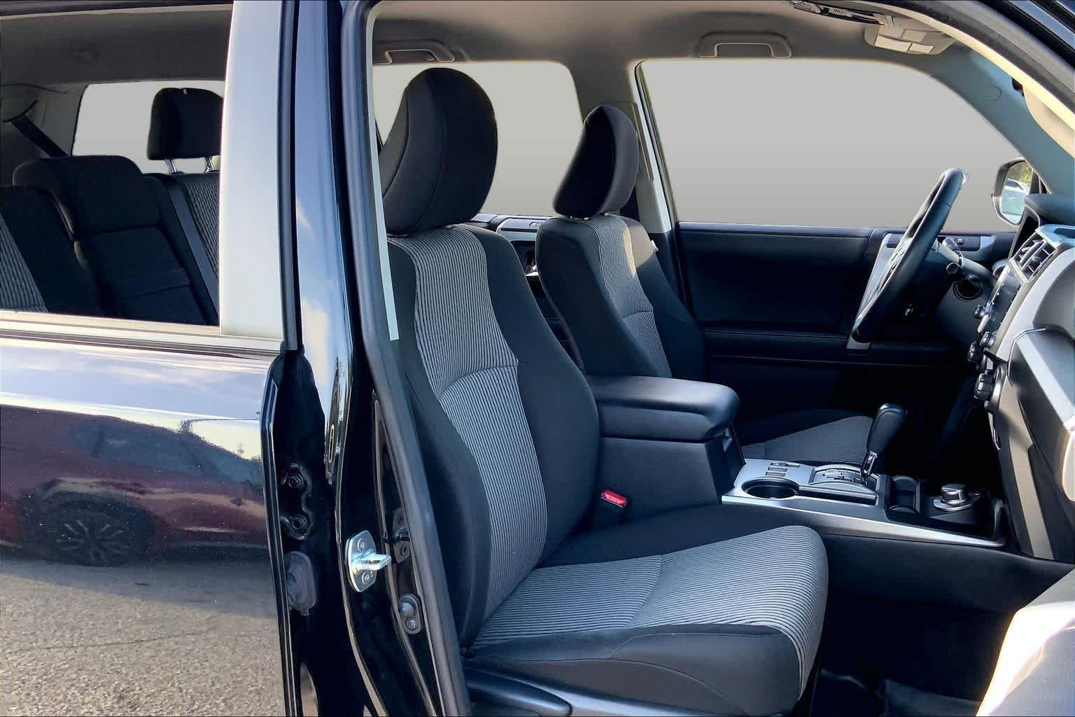 Used 2023 Midnight Black Metallic Toyota SR5 image 9