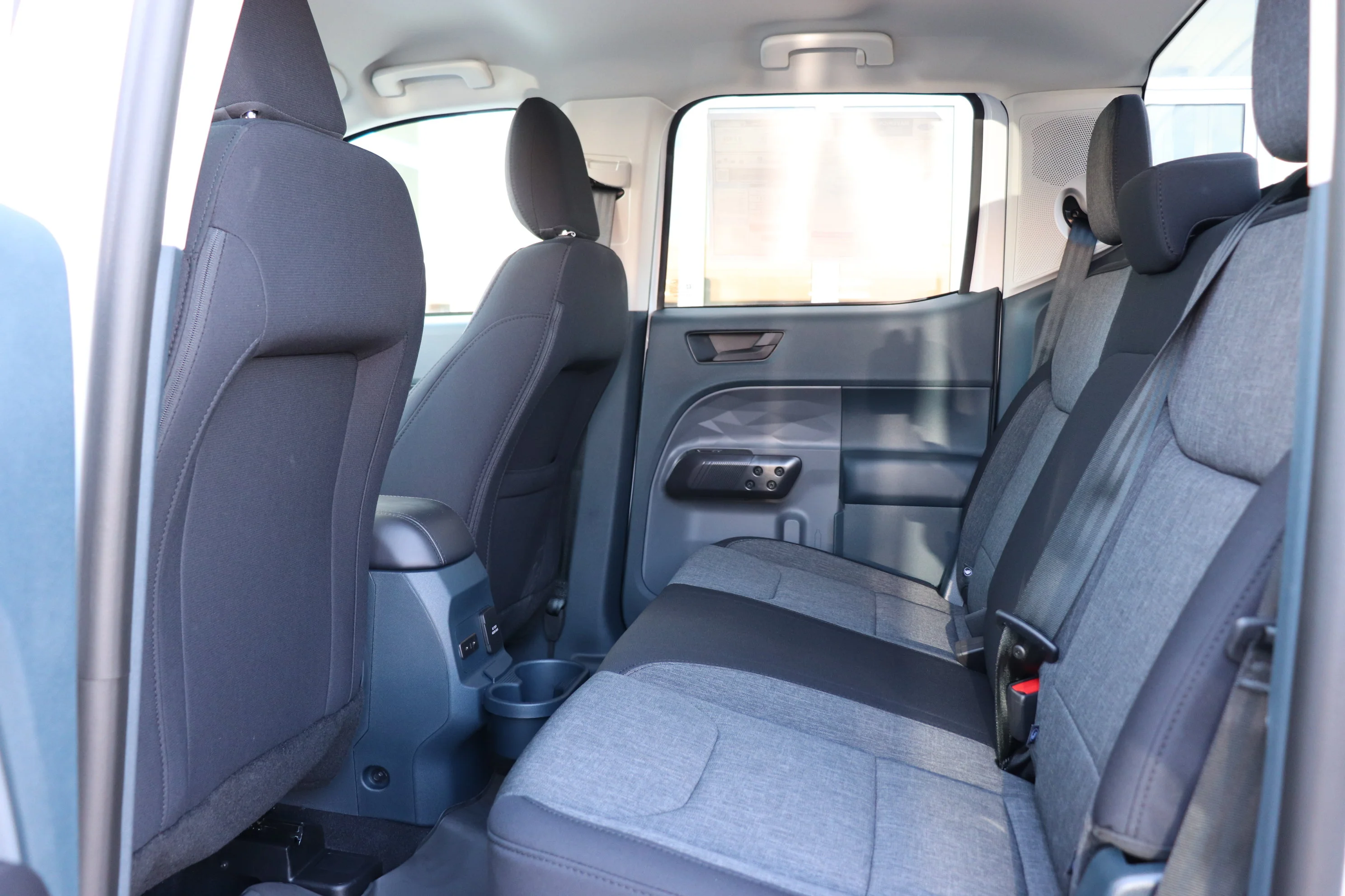New 2026 OXFORD WHITE Ford XLT image 12