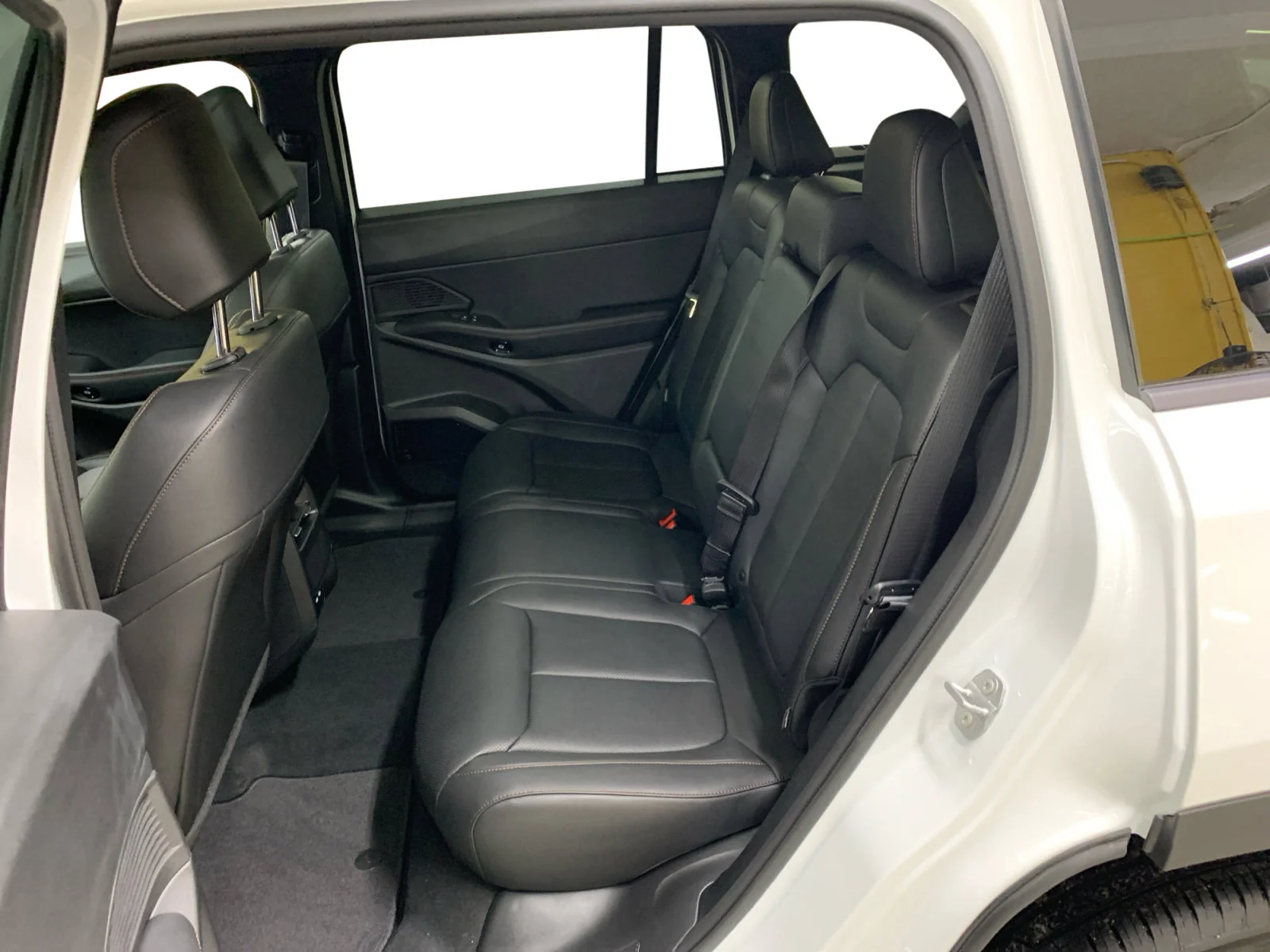 New 2026 Bright White Jeep Limited image 16