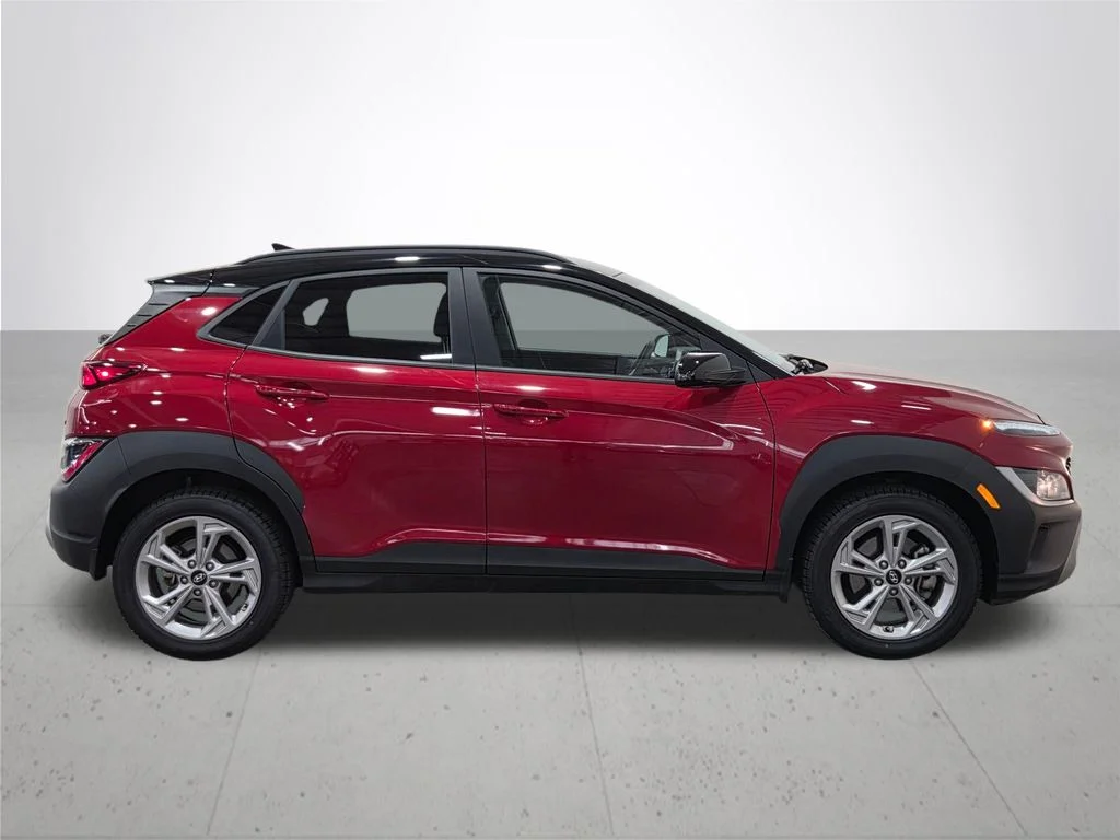 Used 2022 Red Hyundai SEL image 9