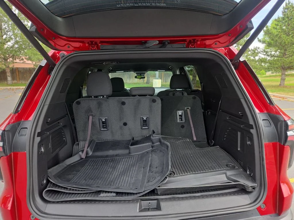 Used 2024 Red Chevrolet LT image 20