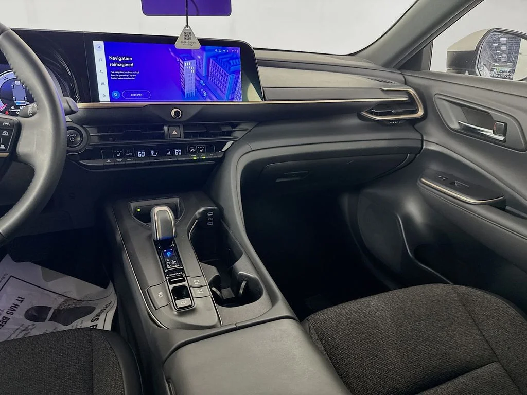 Used 2023 White Toyota XLE image 26