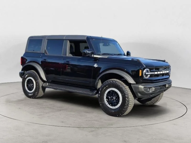 2025 Ford Bronco Outer Banks 4x4's photo