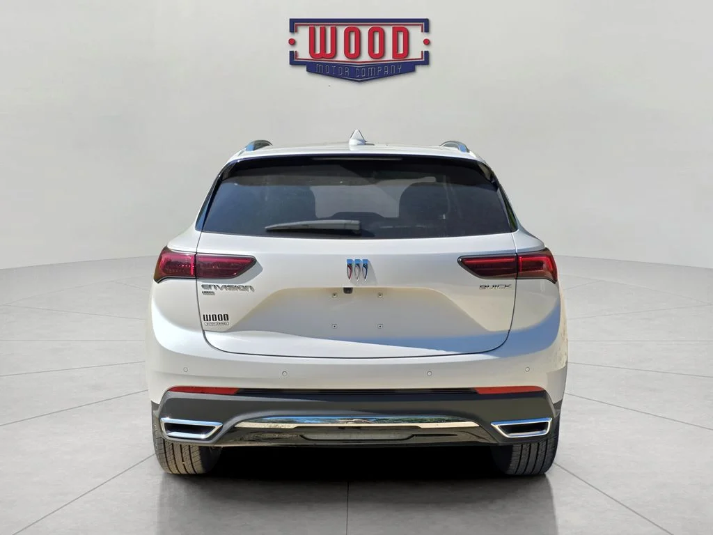Used 2024 White Frost Tricoat Buick Preferred image 3
