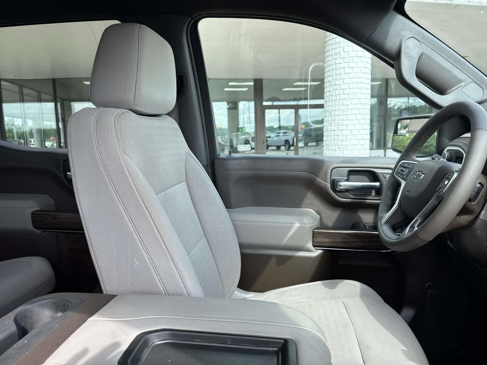 2022 Chevrolet Silverado 1500 Limited RST - Photo 9