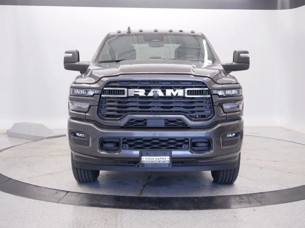 New 2026 Granite Crystal Metallic Clear-Coat Exterior Paint Ram Big Horn image 10