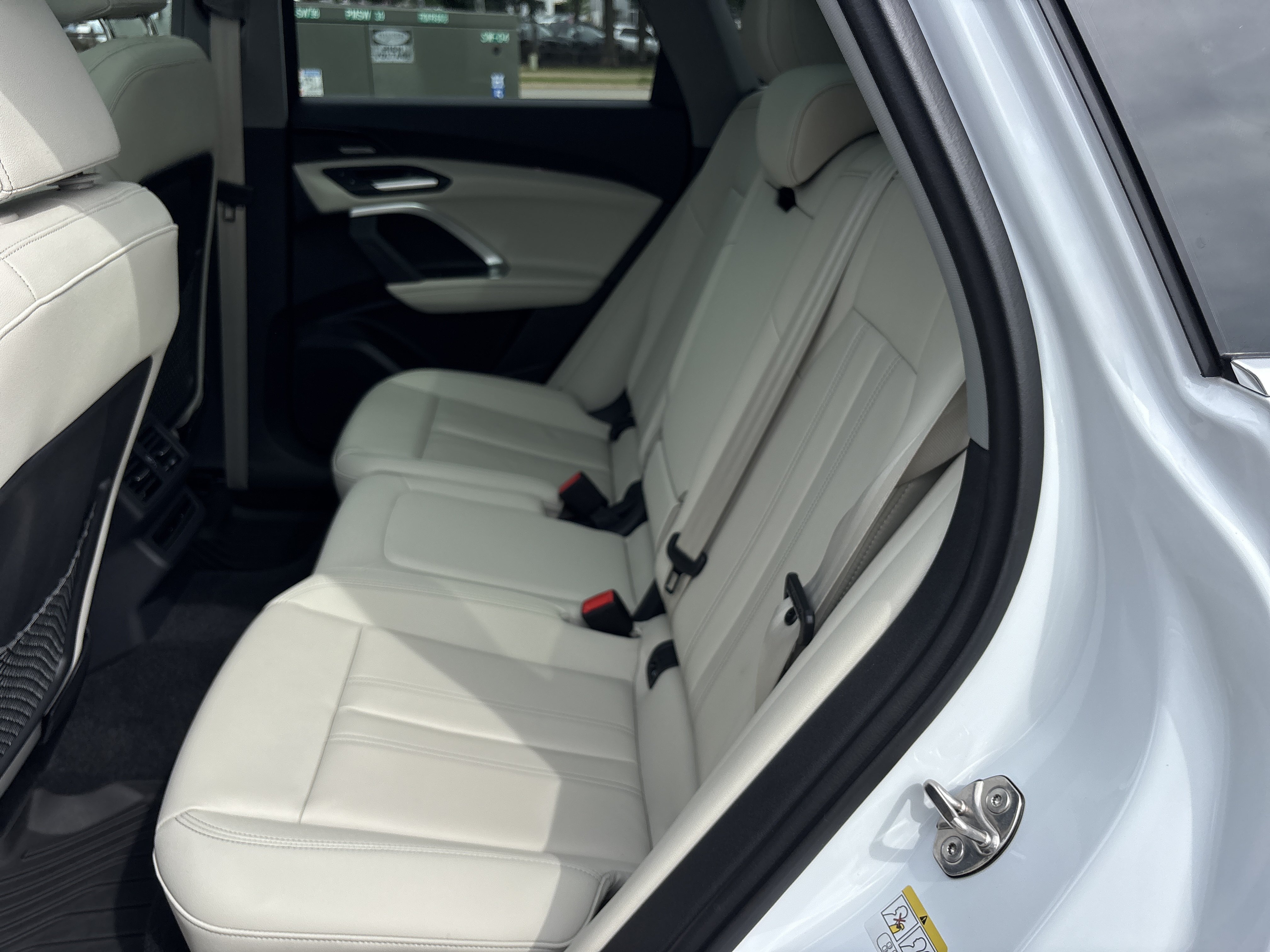 Used 2025 Arkona White Audi Premium Plus 2.0 TFSI AWD image 16