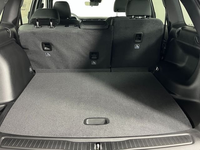 New 2026 Baltic Gray Metallic Clear-Coat Exterior Paint Jeep Laredo X image 9