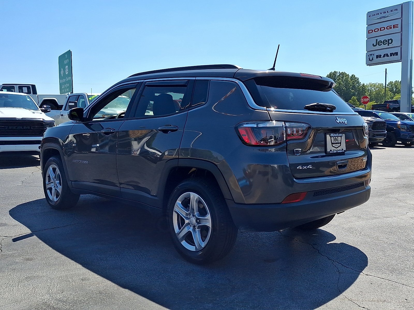 Certified Used 2024 Baltic Gray Metallic Clearcoat - PAS Jeep Latitude 4x4 image 4