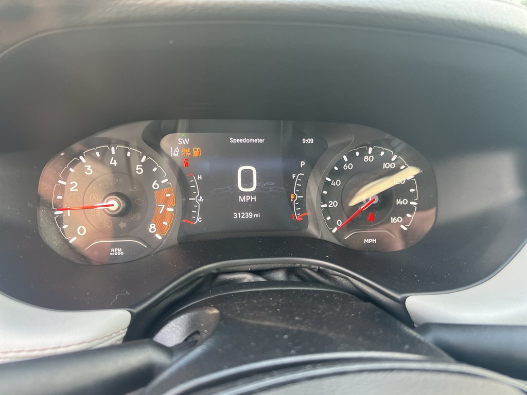 Used 2022 Laser Blue Pearlcoat Jeep Limited image 5